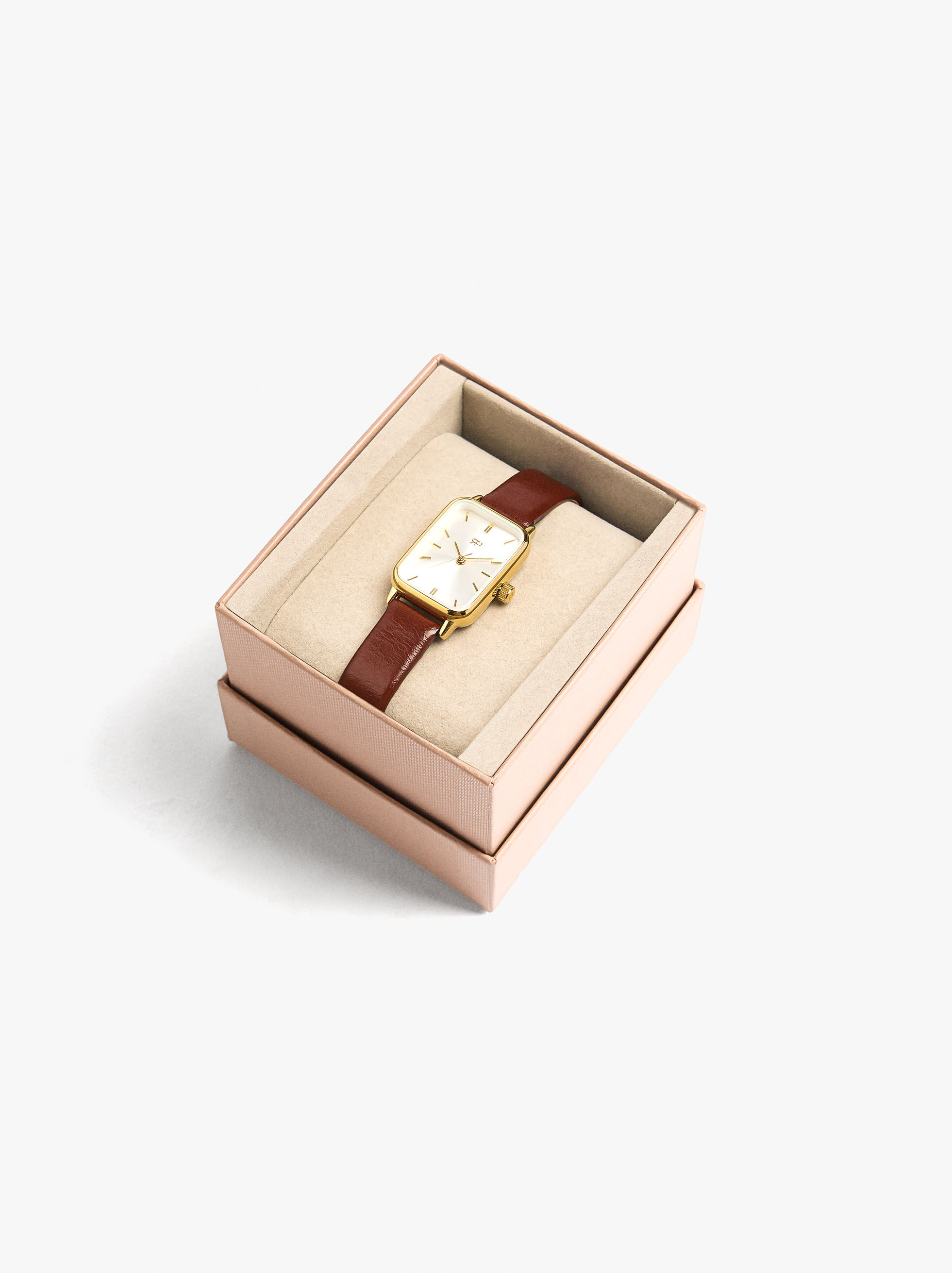 Montre rectangulaire avec bracelet effet cuir
