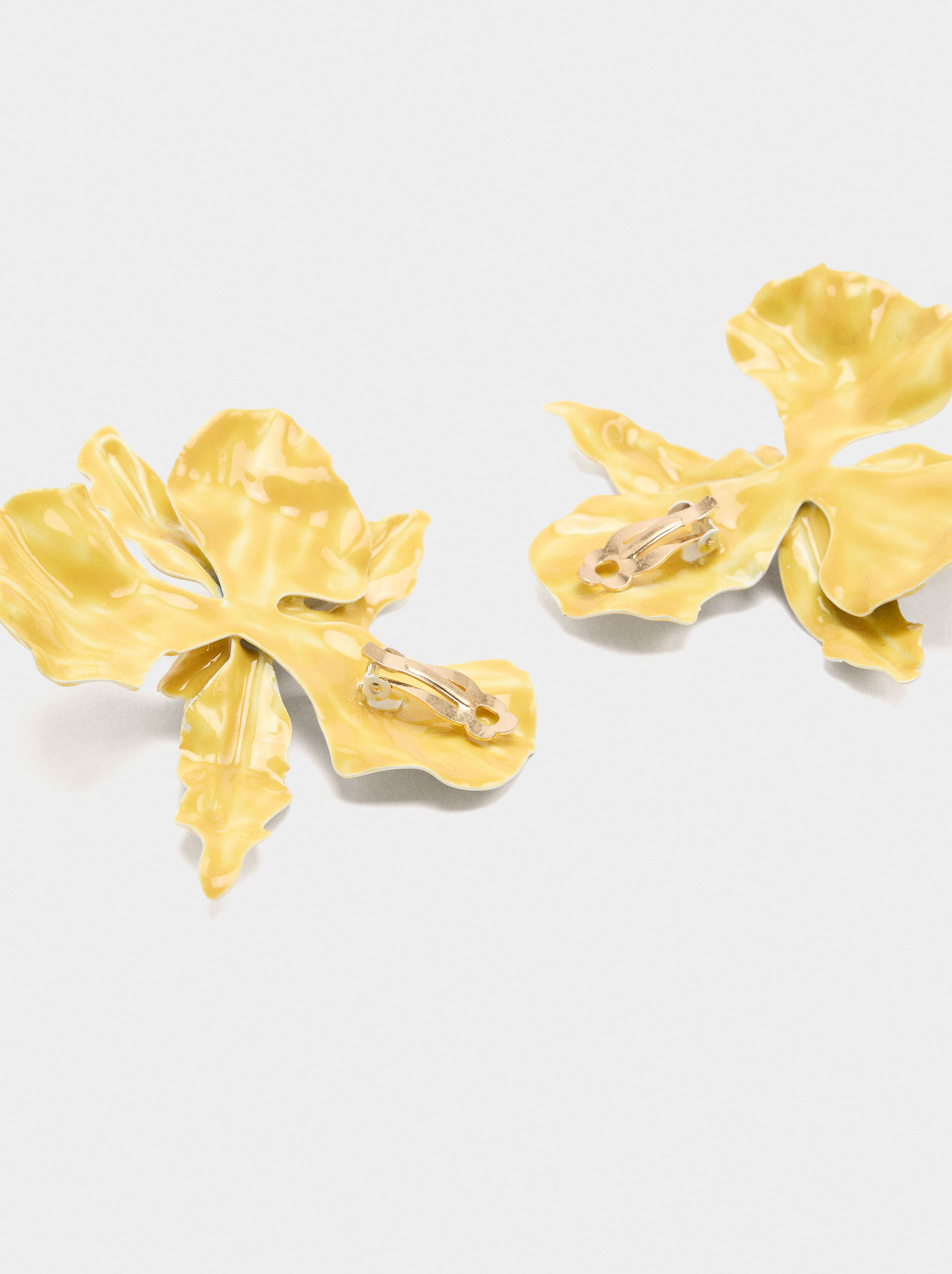 Boucles d'oreilles florales géantes avec émail