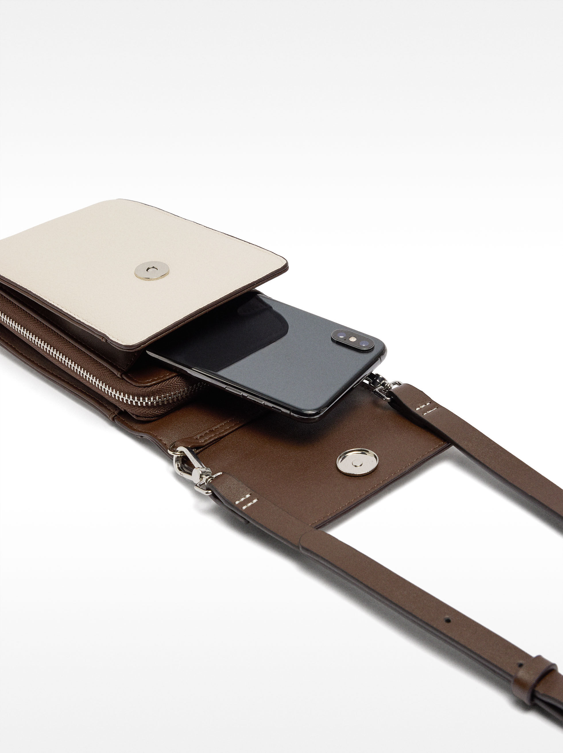 Saco pour téléphone avec fermeture à rabat