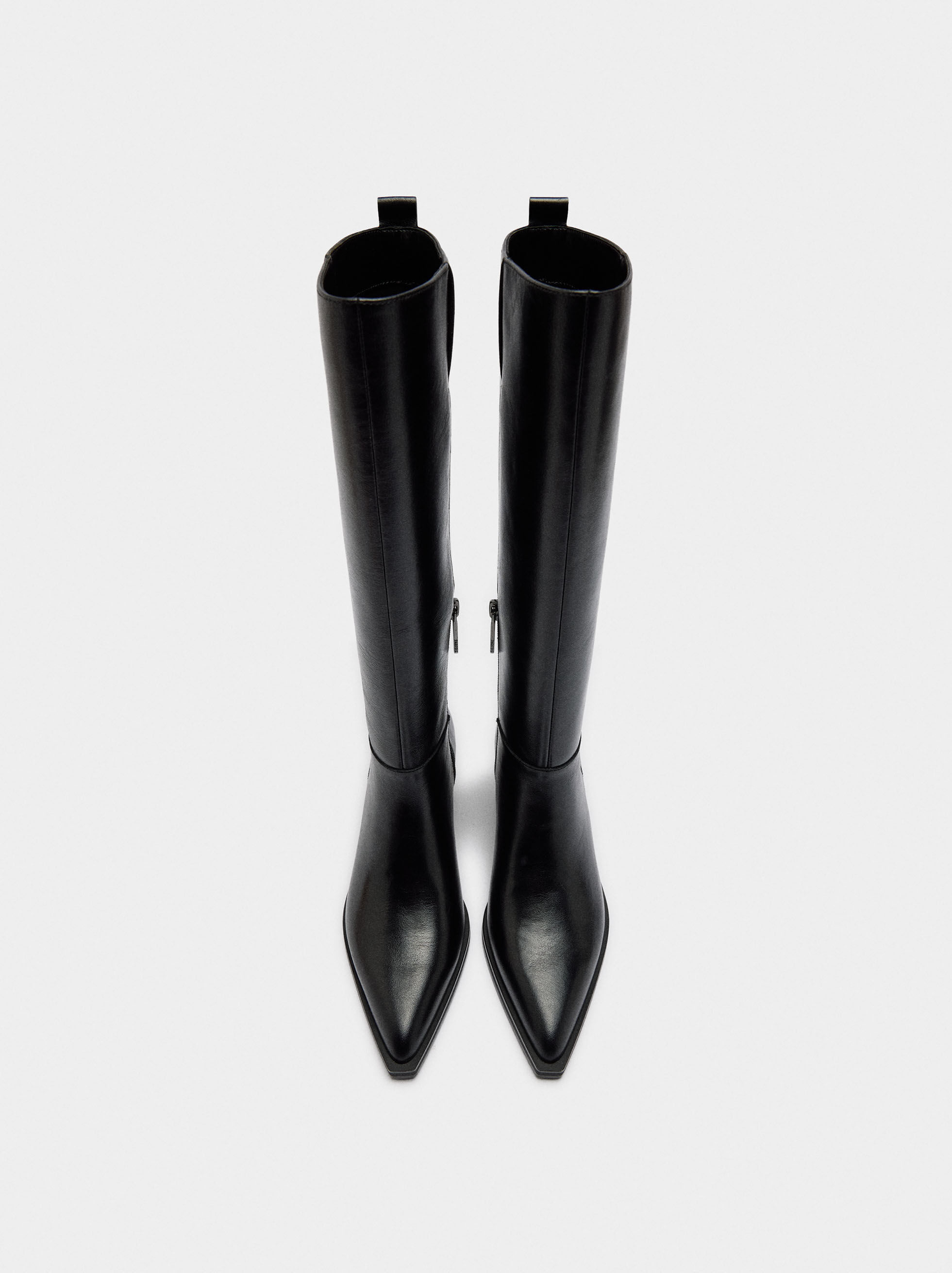 Bottes hautes en cuir avec talon