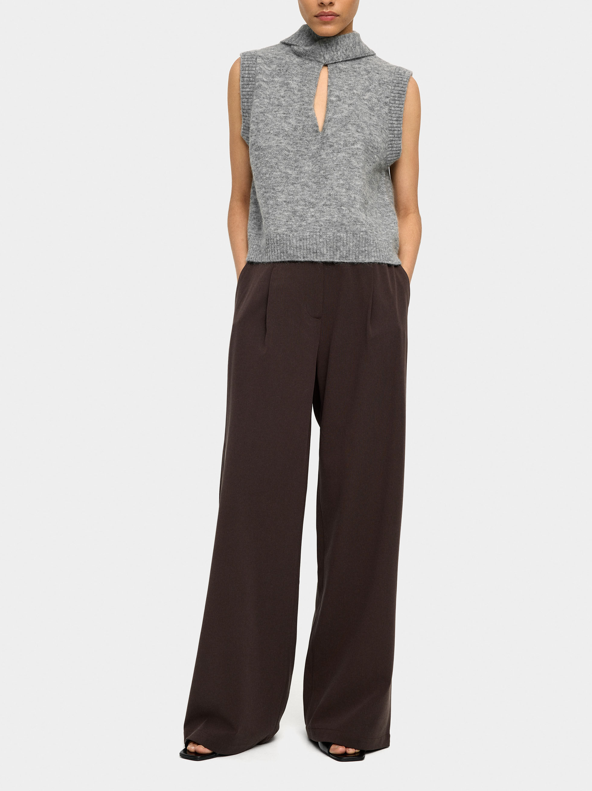 Pantalons fluides à pinces