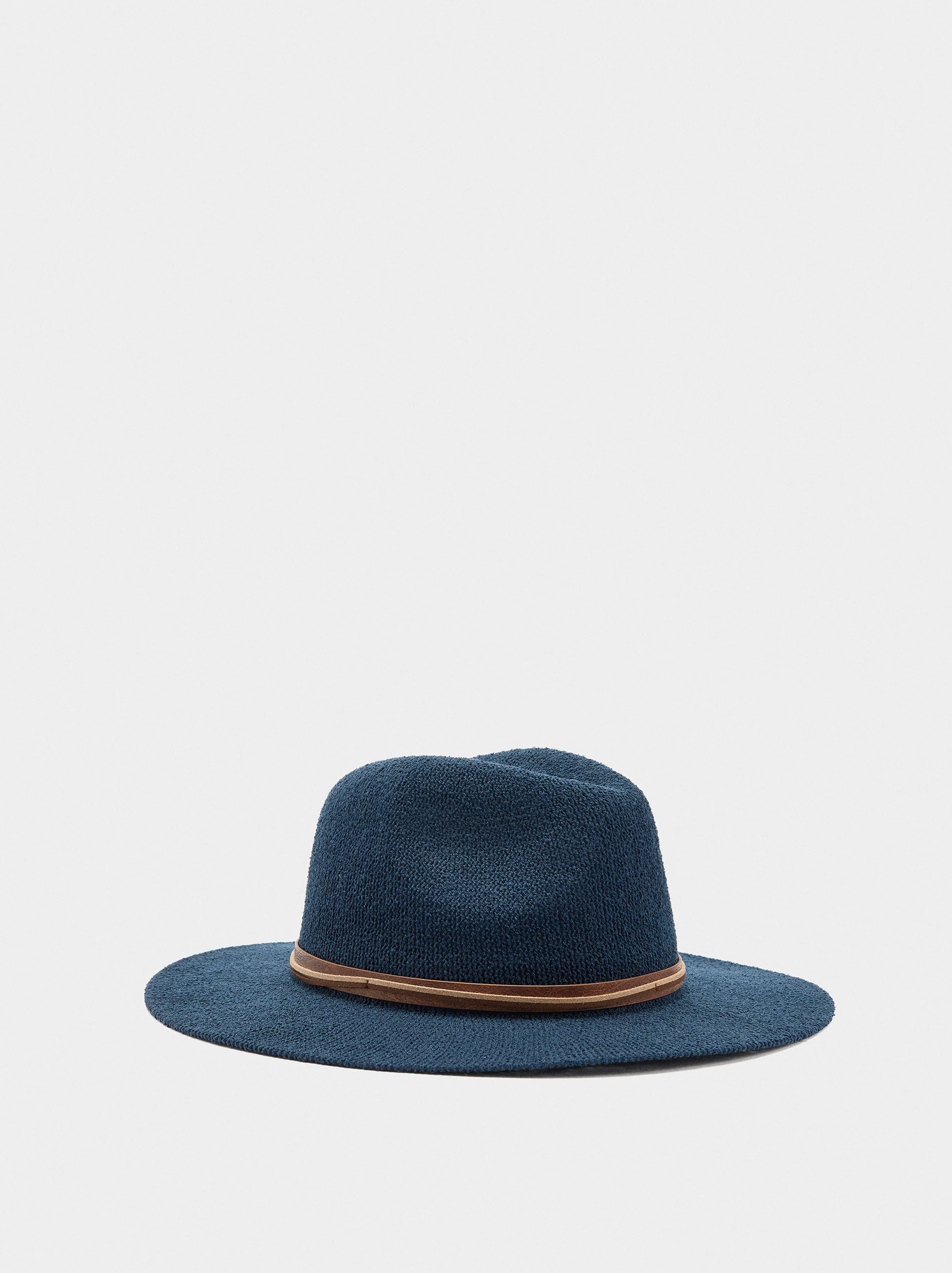 Chapeau en maille avec brides effet cuir