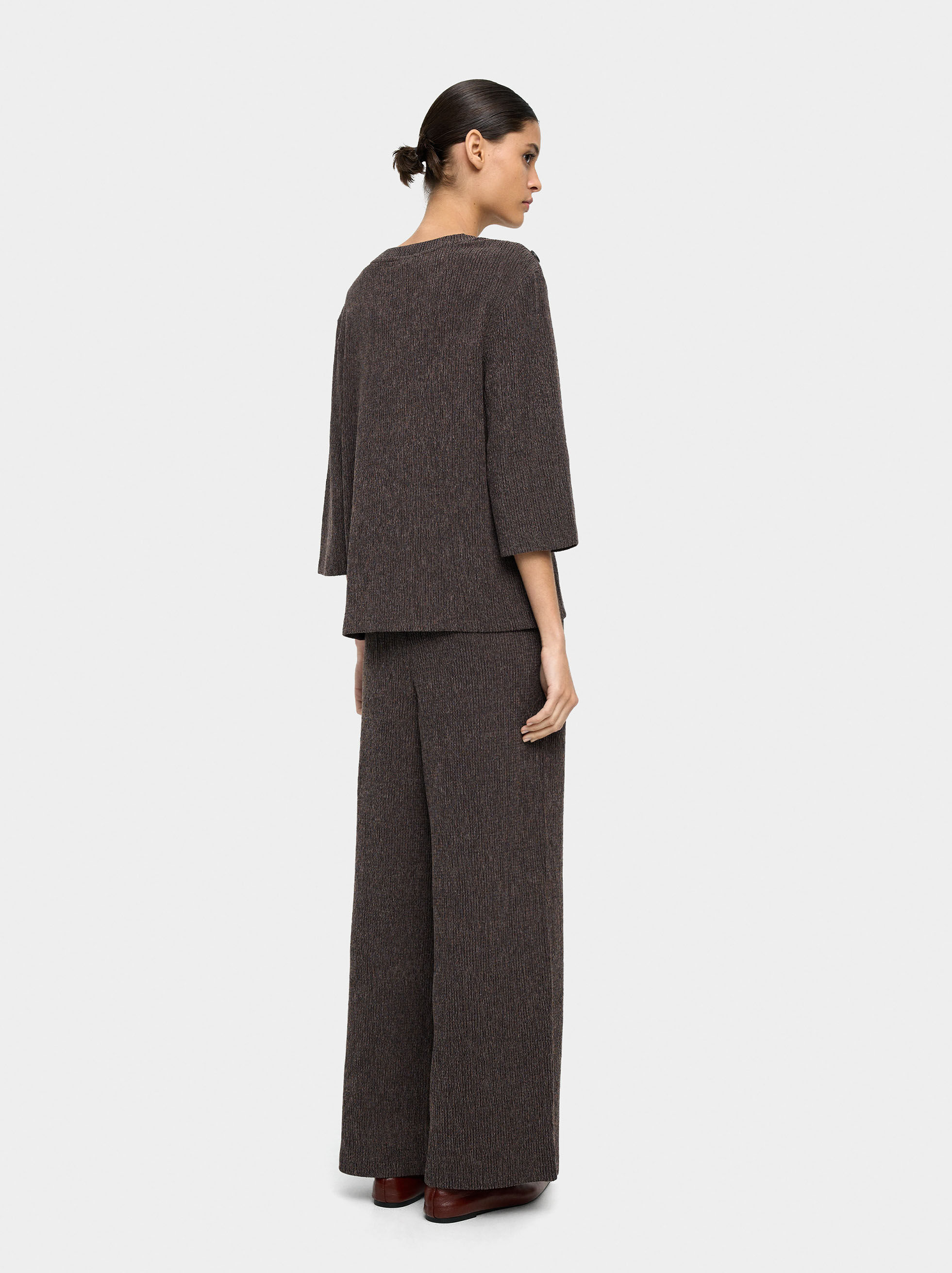 Pull texturé avec boutons sur les épaules