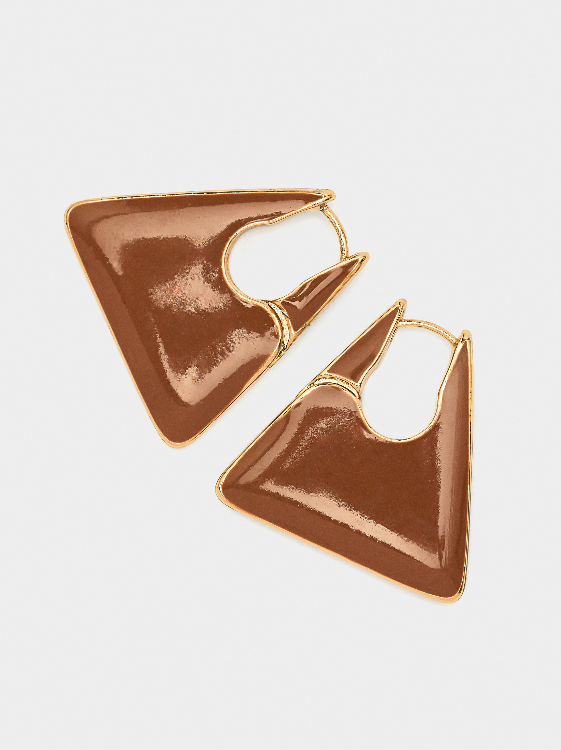 Boucles triangulaires avec émail