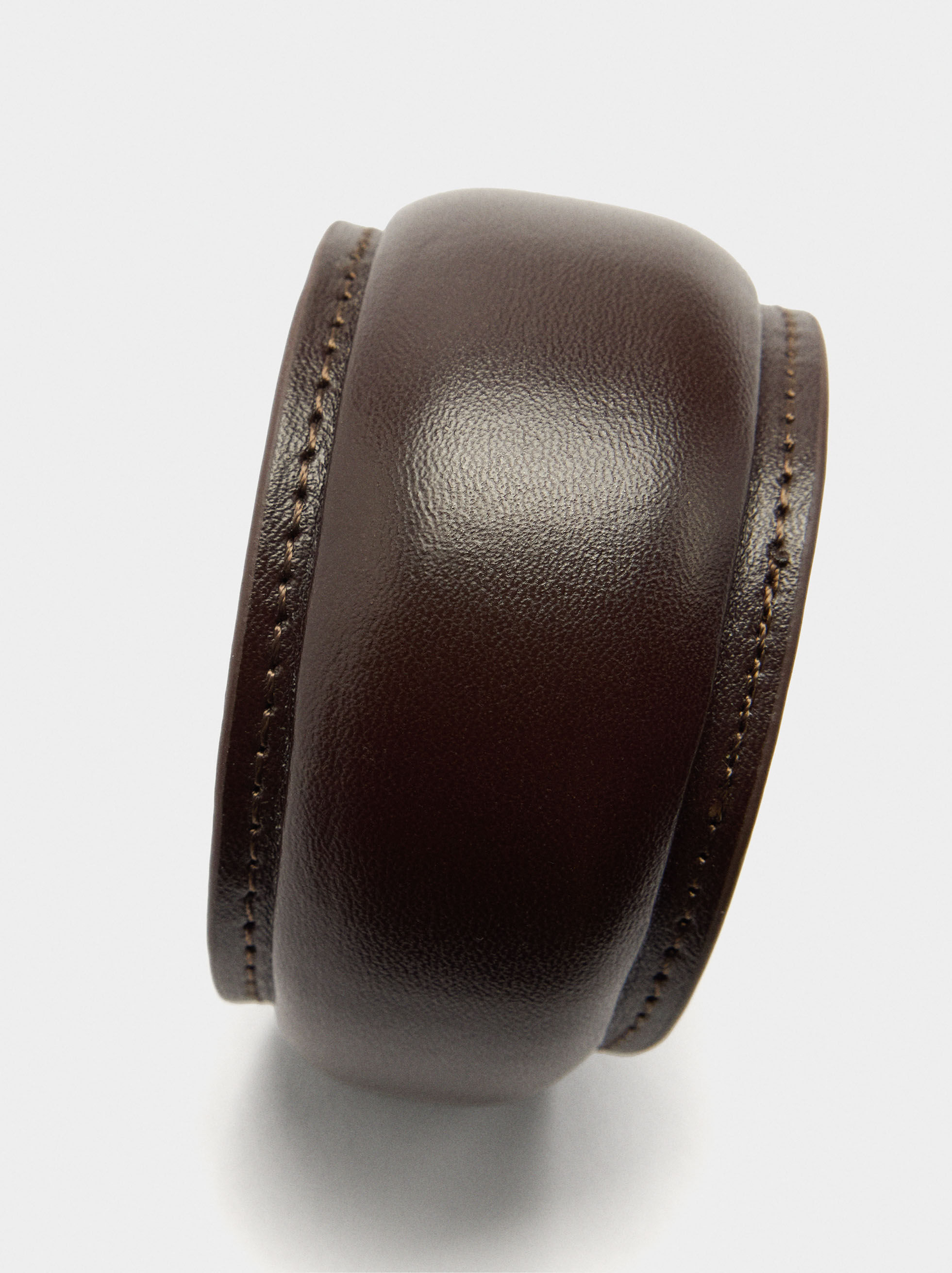 Bracelet rigide effet peau