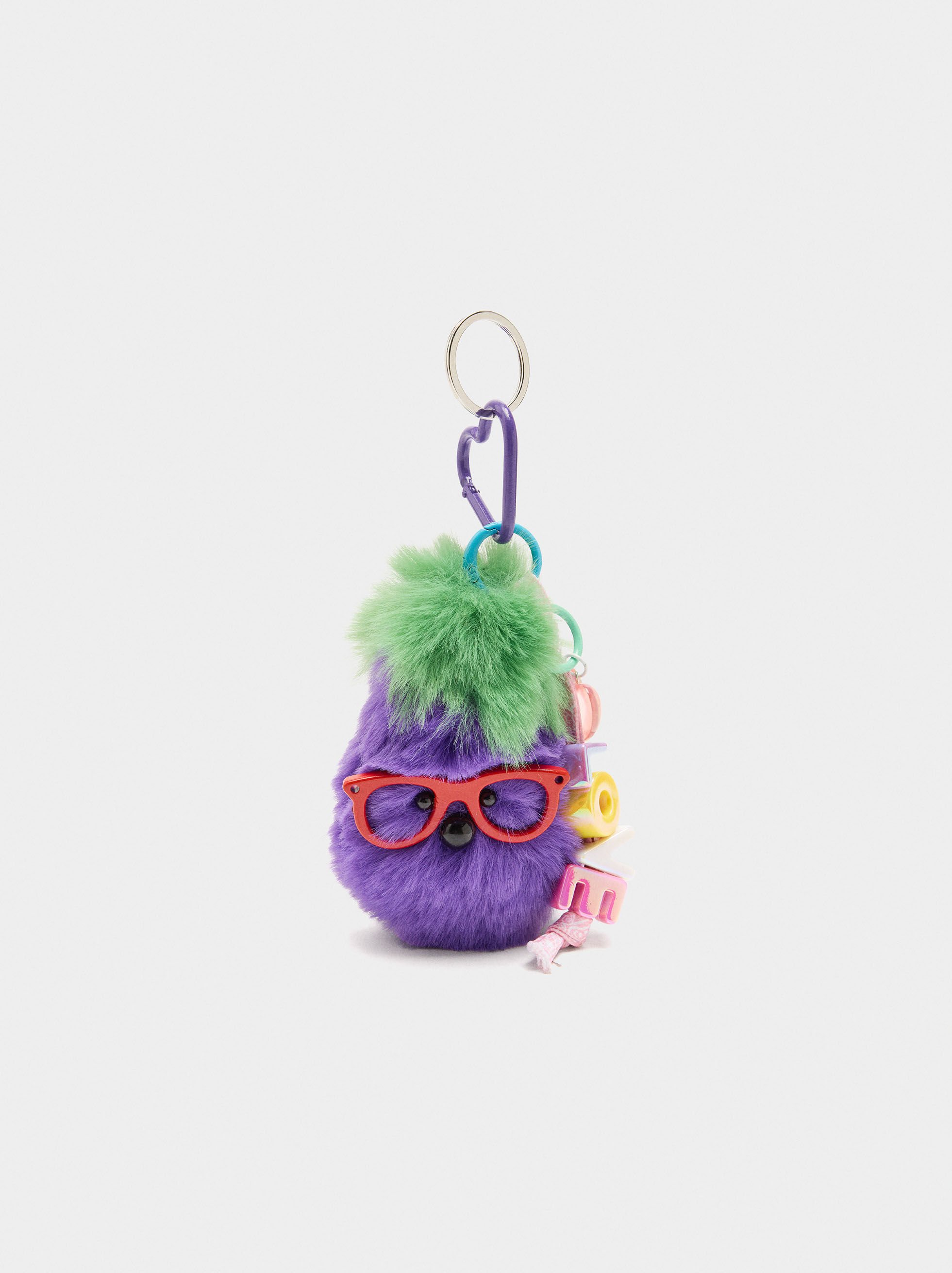Porte-clés en forme de pompon LOVE