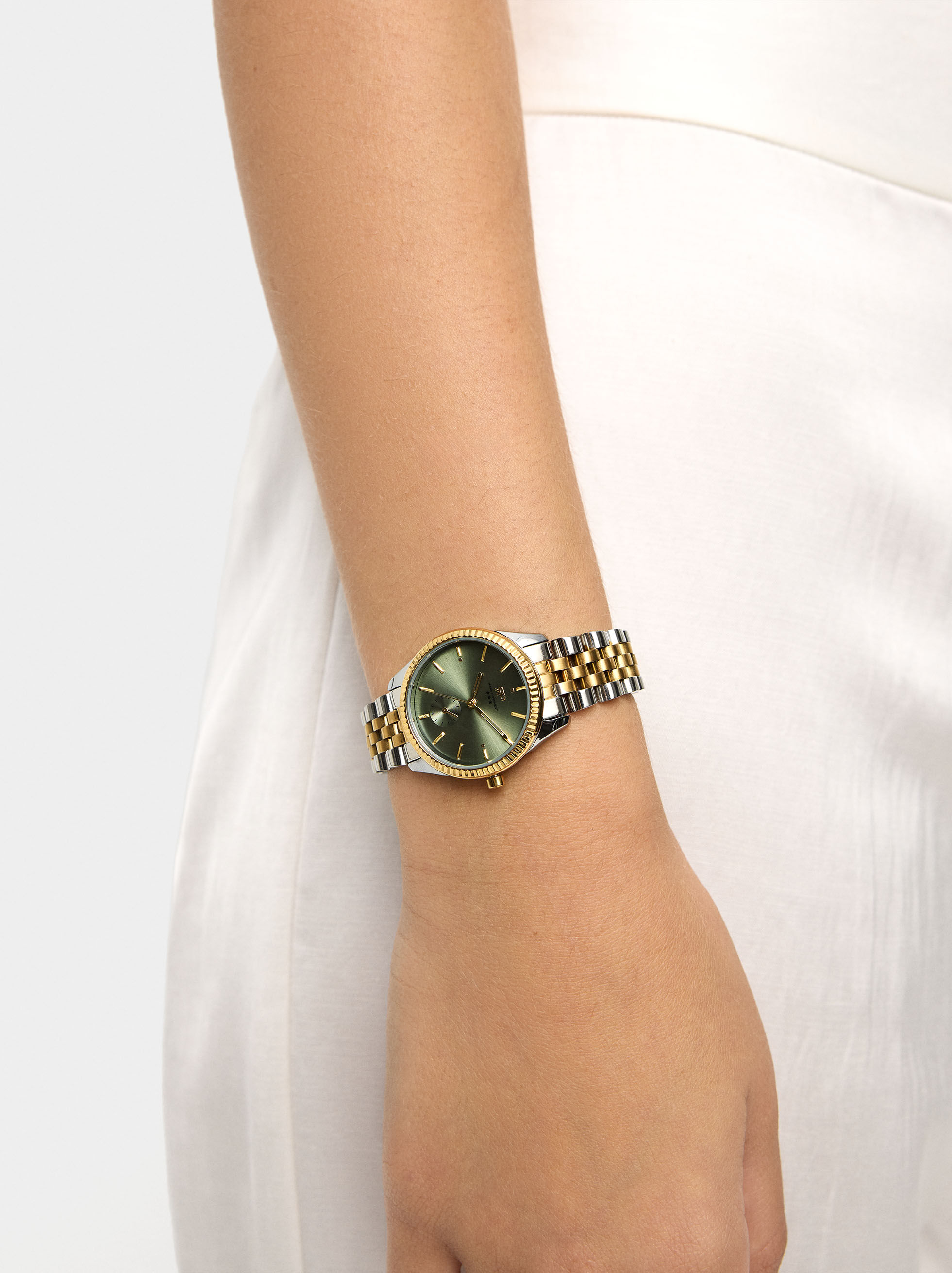 Montre ronde avec bracelet en acier inoxydable