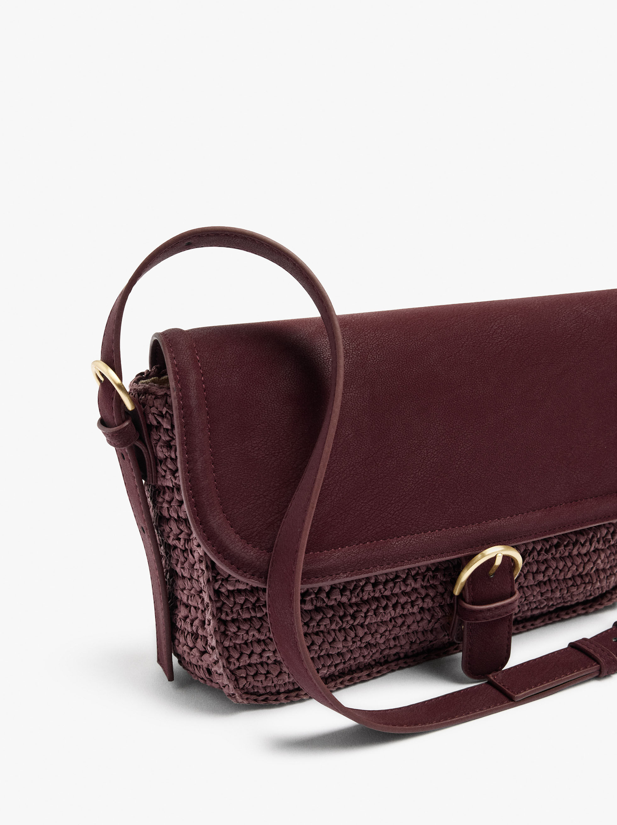 Sac à bandoulière effet paille avec rabat