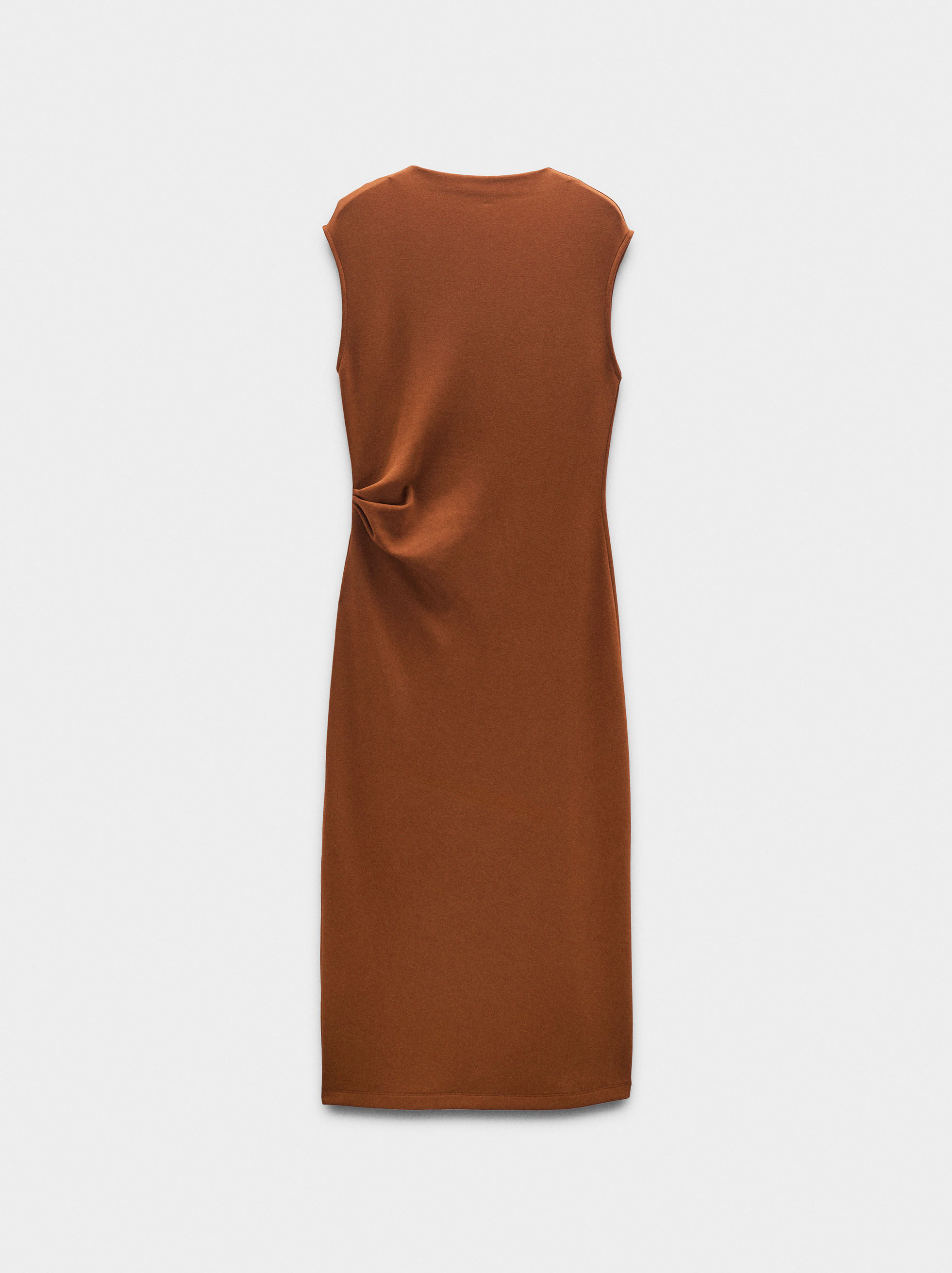 Robe mi-longue à drapé