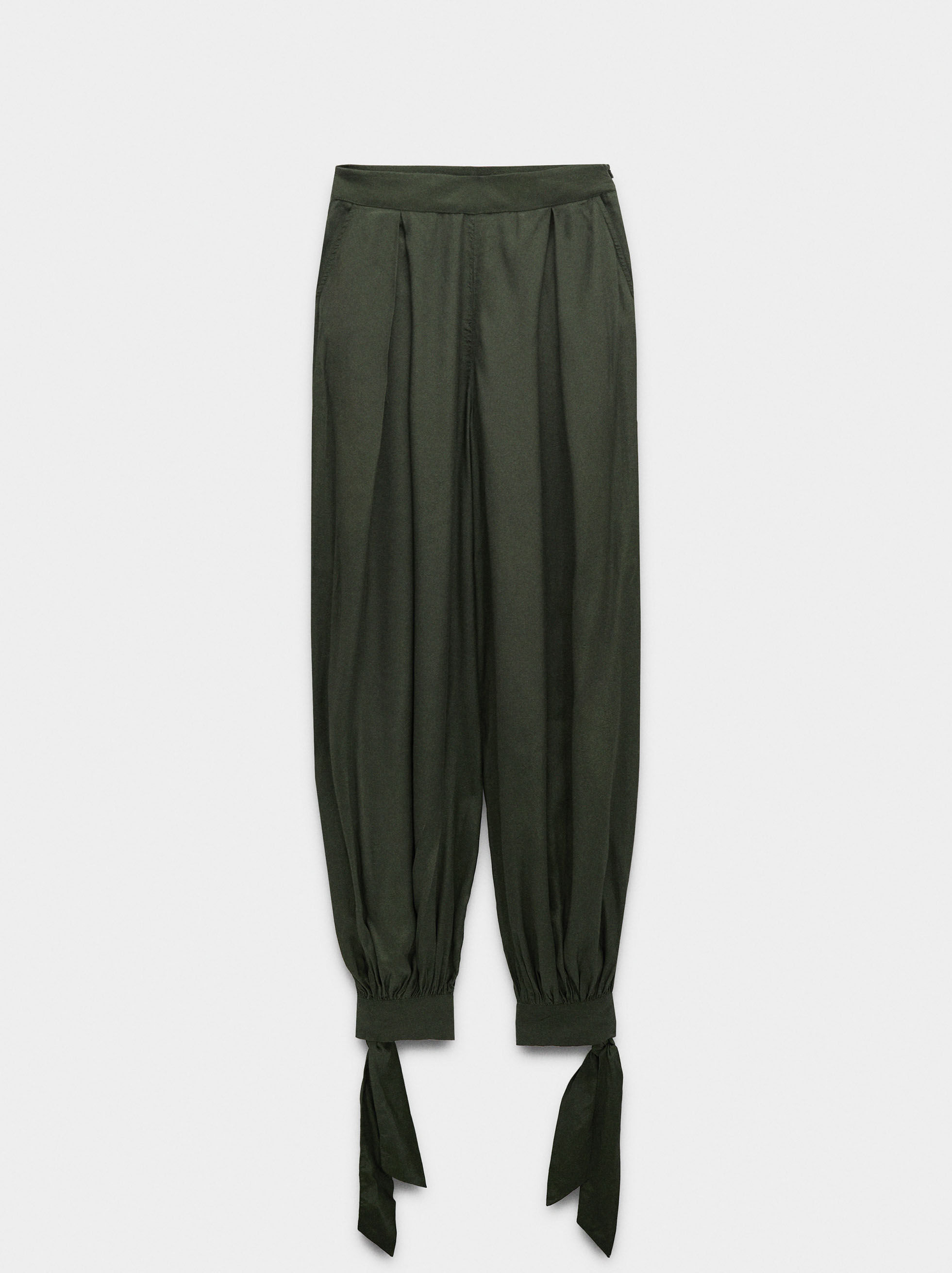 Pantalons amples à brides