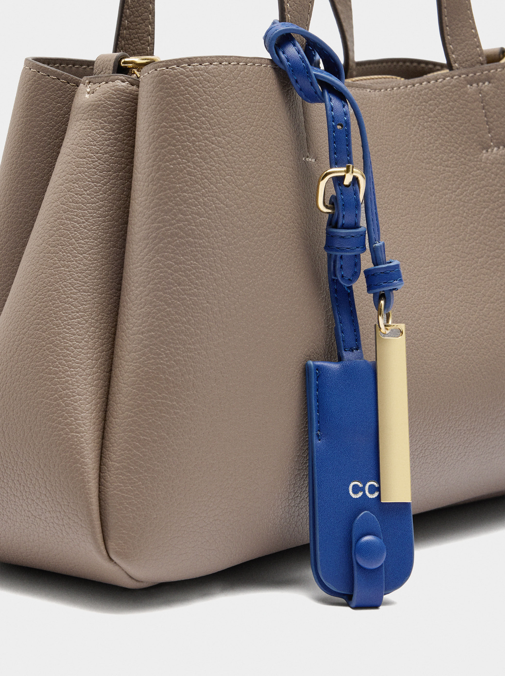 Sac à main lisse avec attache