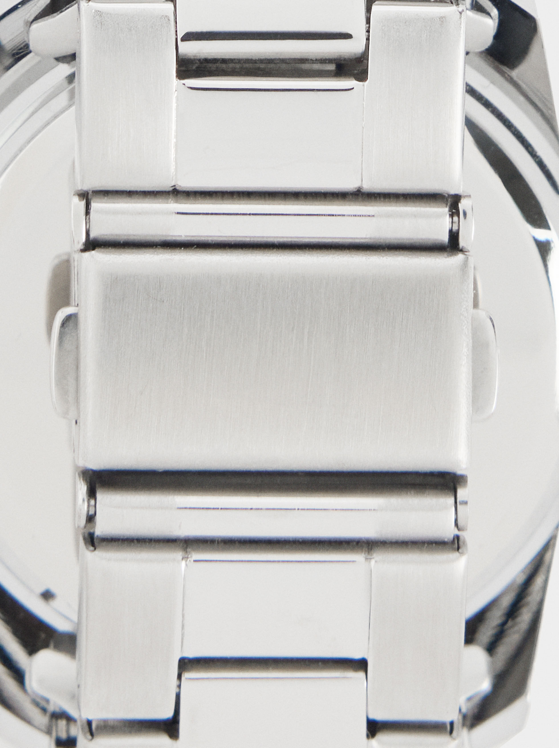 Montre ronde avec bracelet en acier inoxydable