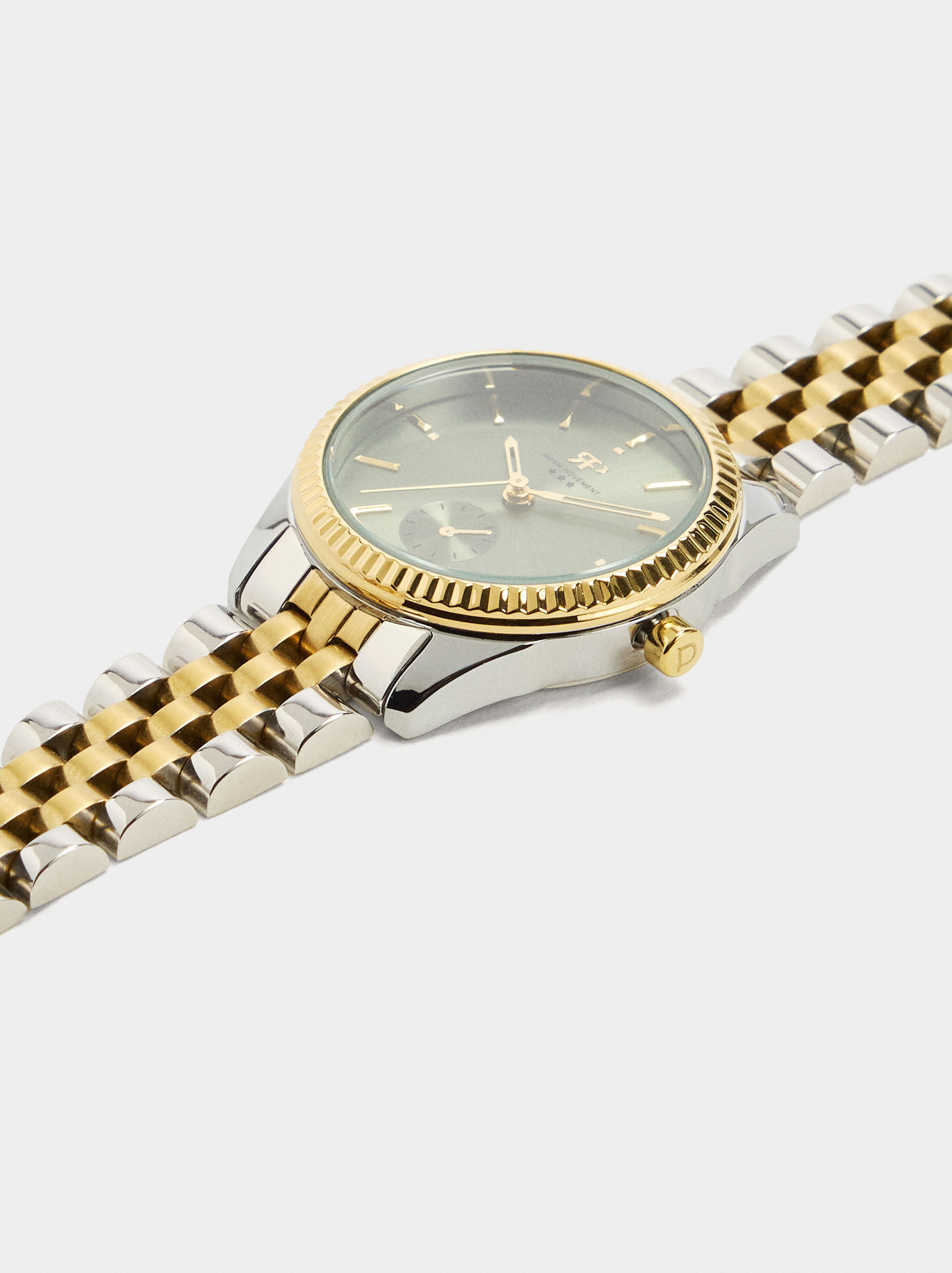 Montre ronde avec bracelet en acier inoxydable
