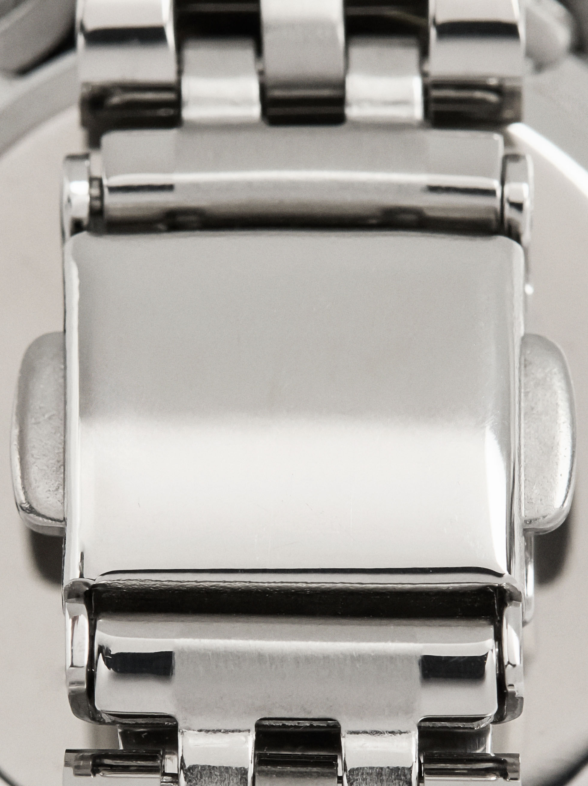 Montre ronde avec bracelet en acier inoxydable