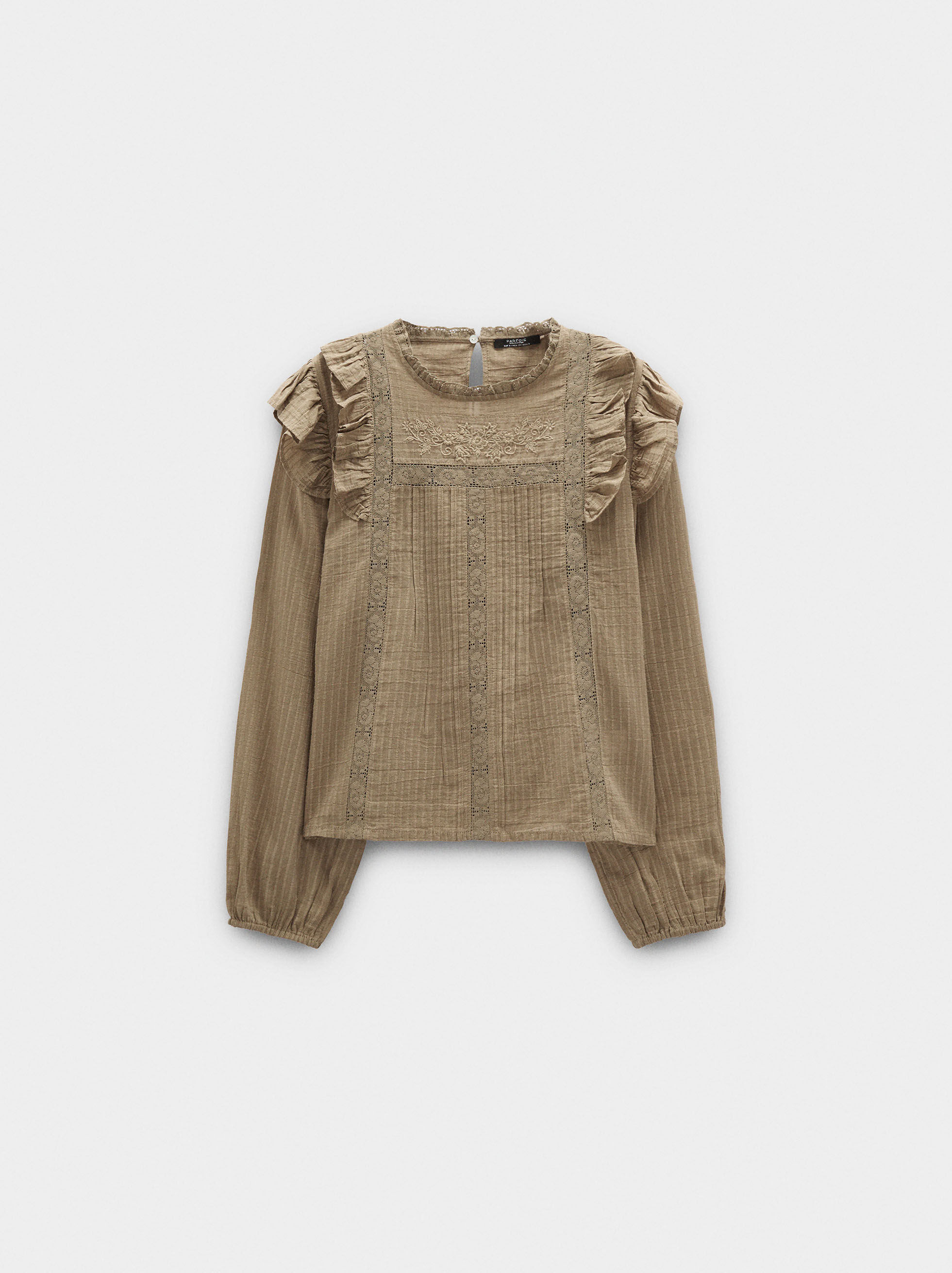 Chemise brodée avec volants