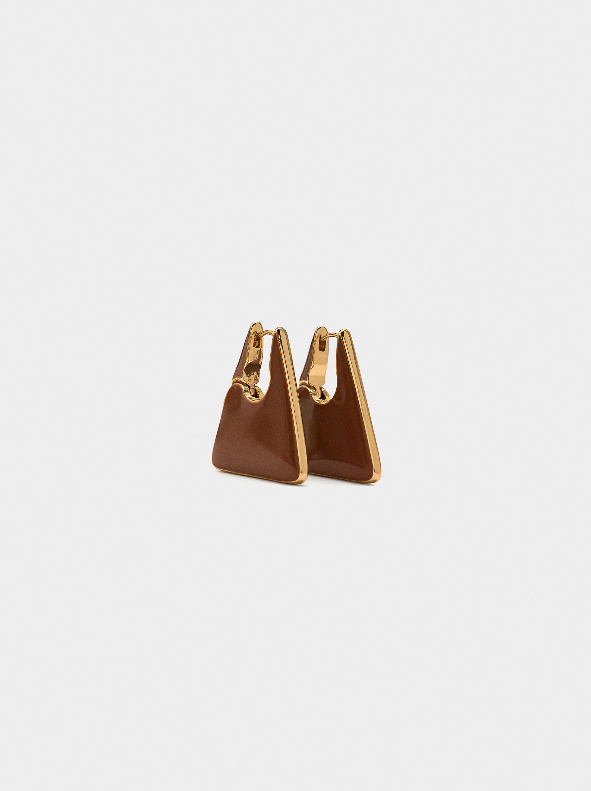 Boucles triangulaires avec émail